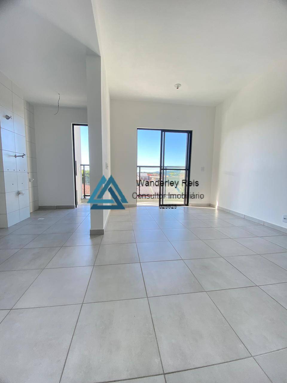 Apartamento à venda com 2 quartos, 61m² - Foto 6