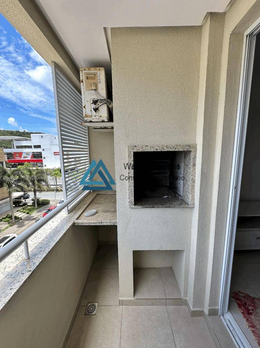 Apartamento à venda com 2 quartos, 60m² - Foto 2